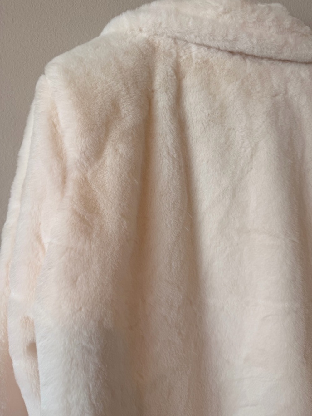 Love Tree Cream Plush Faux Fur Teddy Coat - Picture 9 of 9